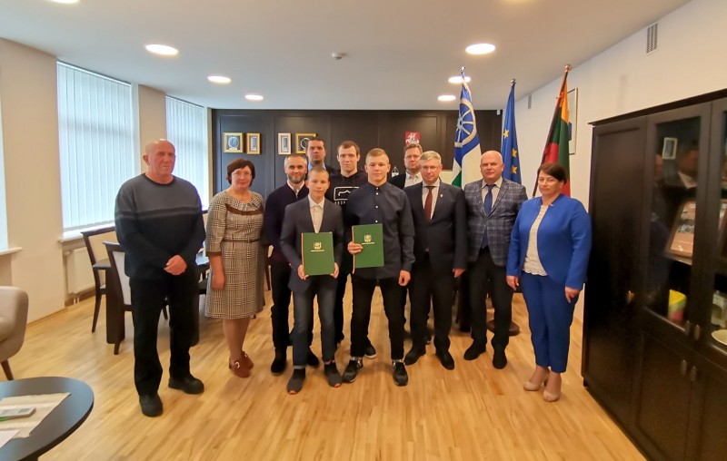 Apdovanoti mūsų sporto centro auklėtiniai