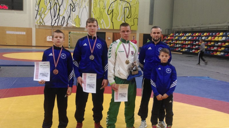 Daugpilyje vyko tradicinis laisvųjų imtynių turnyras „Daugpilio taurė 2017